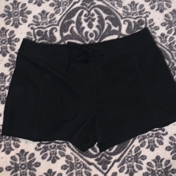 🌴🌴🏖️ Swimsuit trunks with bikini bottom. Size M - Picture 1 of 5